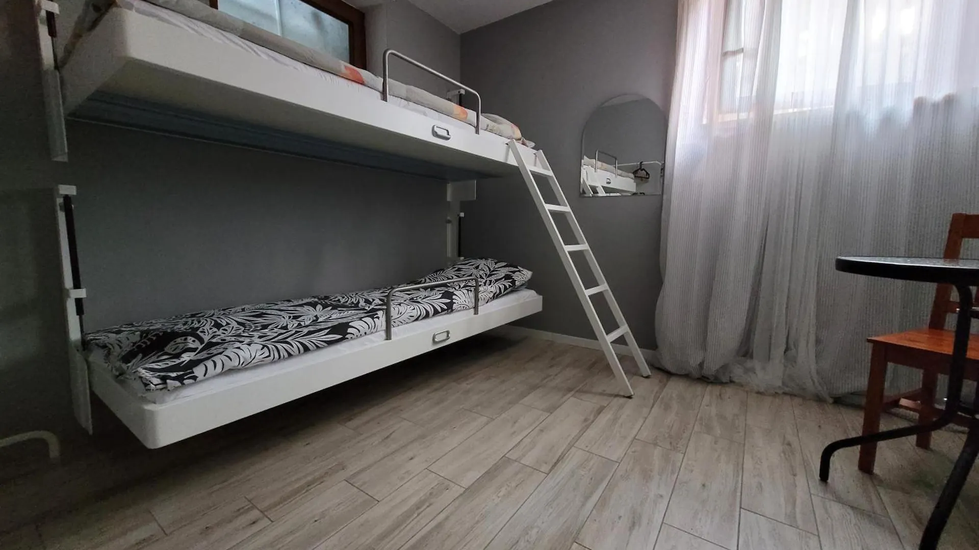 3Rooms Gdansk Homestay